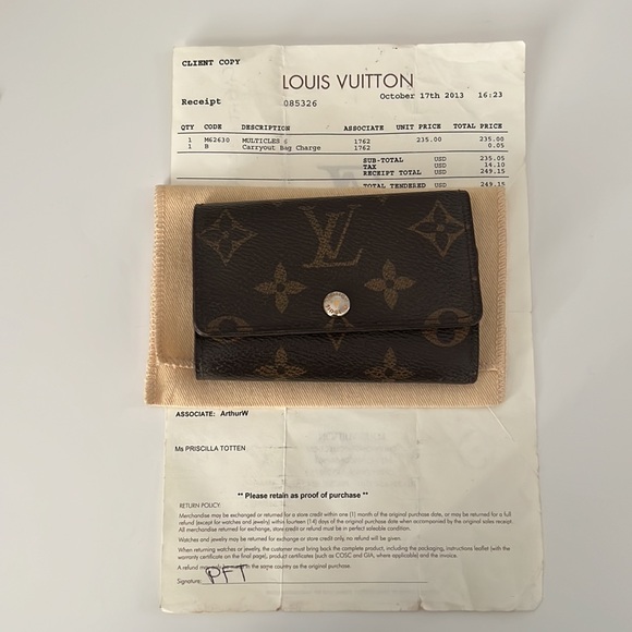 Louis Vuitton Accessories - Authentic Louis Vuitton Monogram 6 Key Holder
